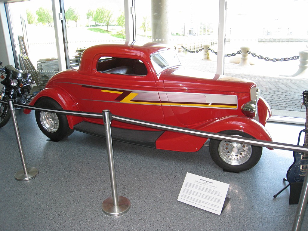 Rock n Roll Hall of Fame 2010 240.jpg - The Rock 'N Roll Hall of Fame in Cleveland Ohio. We made a day trip visit May 30, 2010. Bigger than I expected, with lots to see.